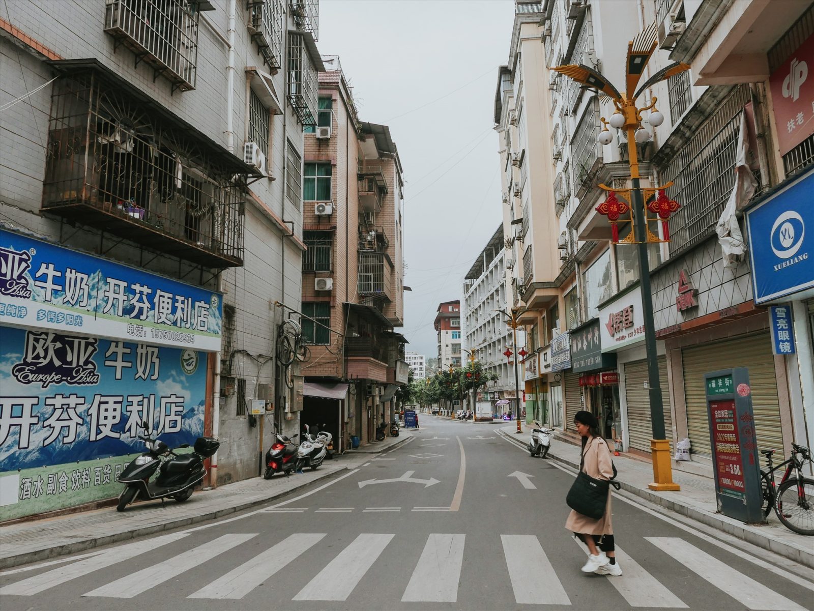 Vì sao bạn nên chọn đi du lịch Hà Khẩu?